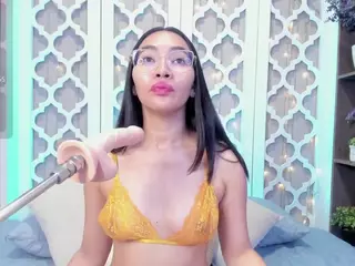 Lucy Liiu's Live Sex Cam Show