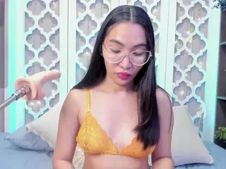 Lucy Liiu's Live Sex Cam Show