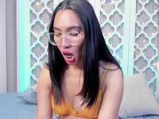 Lucy Liiu's Live Sex Cam Show