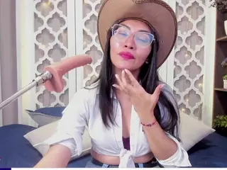Lucy Liiu's Live Sex Cam Show