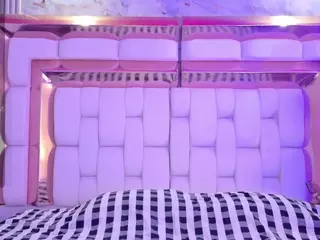 RedHotRaven's Live Sex Cam Show
