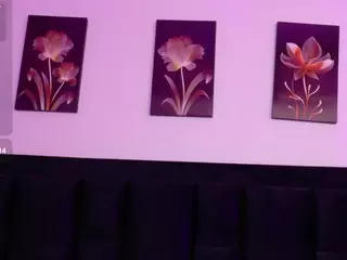 RedHotRaven's Live Sex Cam Show