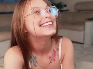 Elwyna's Live Sex Cam Show