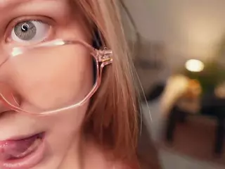 Elwyna's Live Sex Cam Show