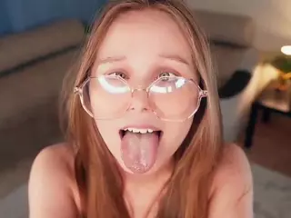 Elwyna's Live Sex Cam Show