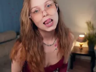 Elwyna's Live Sex Cam Show