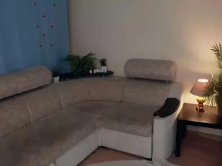 Elwyna's Live Sex Cam Show