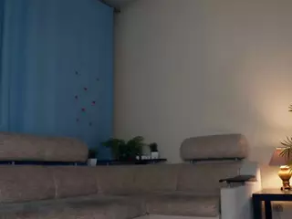 Elwyna's Live Sex Cam Show