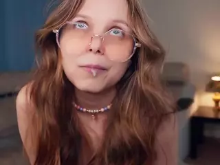 Elwyna's Live Sex Cam Show