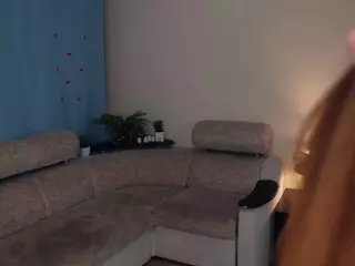 Elwyna's Live Sex Cam Show