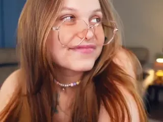 Elwyna's Live Sex Cam Show
