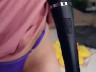 Elwyna's Live Sex Cam Show