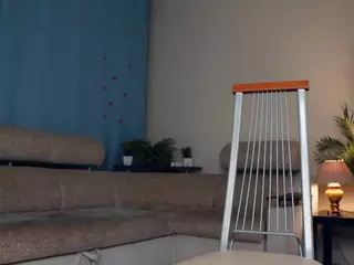 Elwyna's Live Sex Cam Show