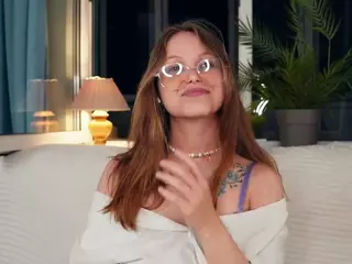 Elwyna's Live Sex Cam Show