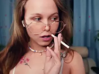 Elwyna's Live Sex Cam Show