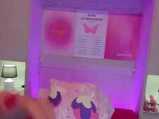 Lia's Live Sex Cam Show