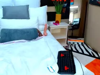 SexyNatashaxoxo's Live Sex Cam Show