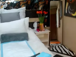 SexyNatashaxoxo's Live Sex Cam Show