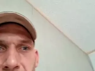 joseph193282's Live Sex Cam Show