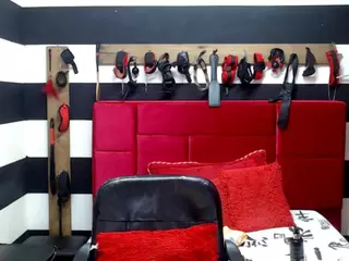 Marian-Ran's Live Sex Cam Show