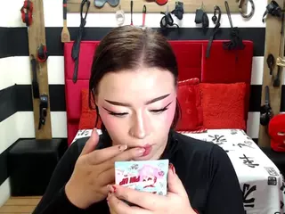 Marian-Ran's Live Sex Cam Show