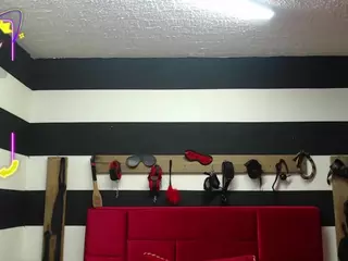 Marian-Ran's Live Sex Cam Show