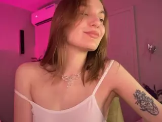VikkiMoon's Live Sex Cam Show
