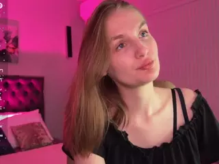 VikkiMoon's Live Sex Cam Show