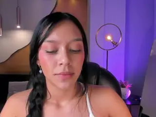 AmaliaCrus's Live Sex Cam Show