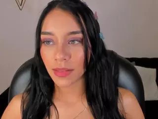AmaliaCrus's Live Sex Cam Show