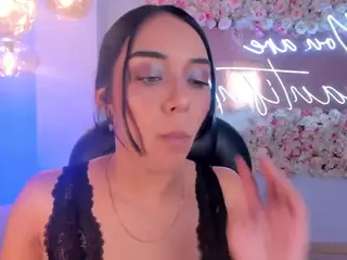 AmaliaCrus's Live Sex Cam Show