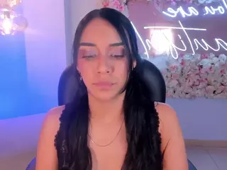 AmaliaCrus's Live Sex Cam Show