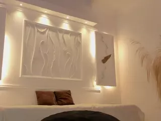 Kataleya-17's Live Sex Cam Show