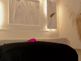 Kataleya-17's Live Sex Cam Show