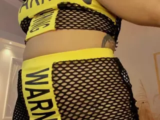 Kataleya-17's Live Sex Cam Show
