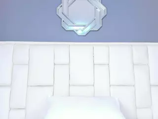 KathyMirrow's Live Sex Cam Show