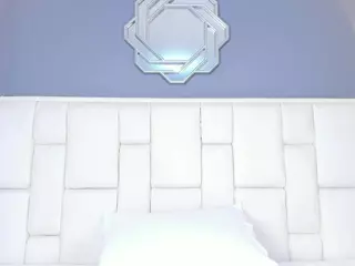 KathyMirrow's Live Sex Cam Show