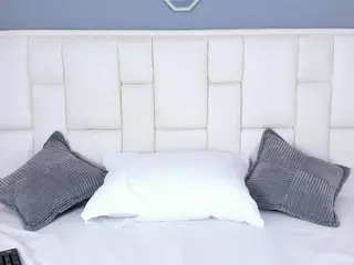 KathyMirrow's Live Sex Cam Show