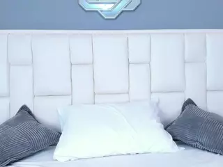 KathyMirrow's Live Sex Cam Show