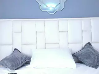 KathyMirrow's Live Sex Cam Show