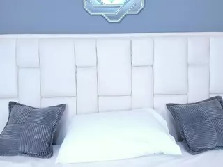KathyMirrow's Live Sex Cam Show