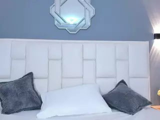 KathyMirrow's Live Sex Cam Show