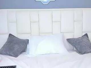 KathyMirrow's Live Sex Cam Show
