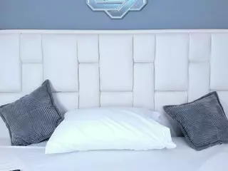 KathyMirrow's Live Sex Cam Show
