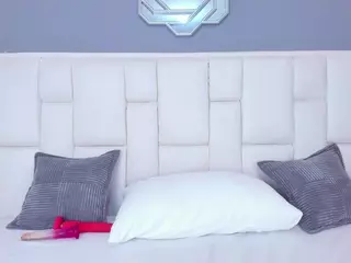 KathyMirrow's Live Sex Cam Show