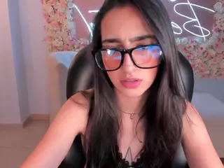 LarisaSmirnov1's Live Sex Cam Show