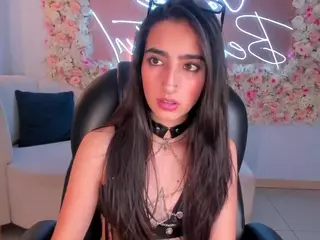 LarisaSmirnov1's Live Sex Cam Show