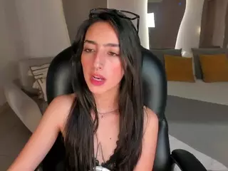 LarisaSmirnov1's Live Sex Cam Show