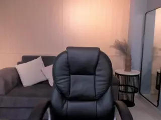 MaiaCollins's Live Sex Cam Show