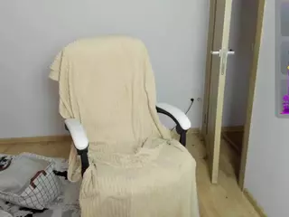 UrLara's Live Sex Cam Show